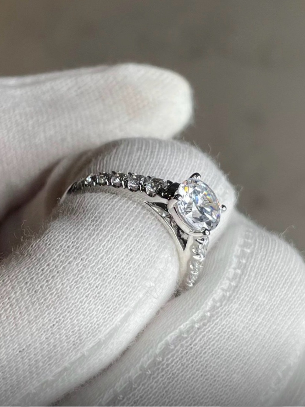 Sterling Silver 925 Brilliant Round Solitaire Pavé Engagement Ring in Silver